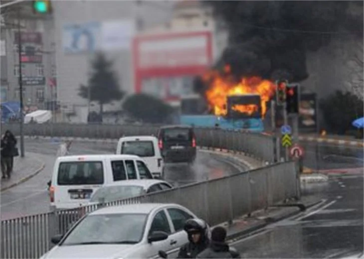 Şişli'de molotof kokteylli saldırı!