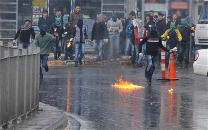 Şişli'de molotof kokteylli saldırı!