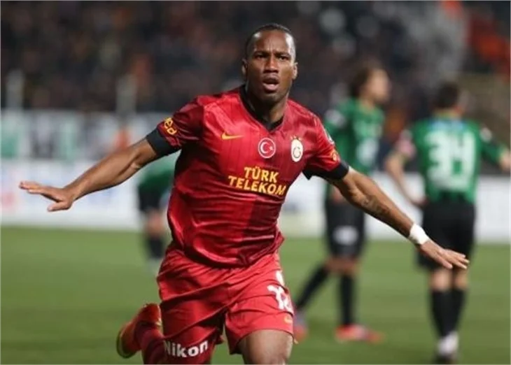 Drogba şov yaptı!