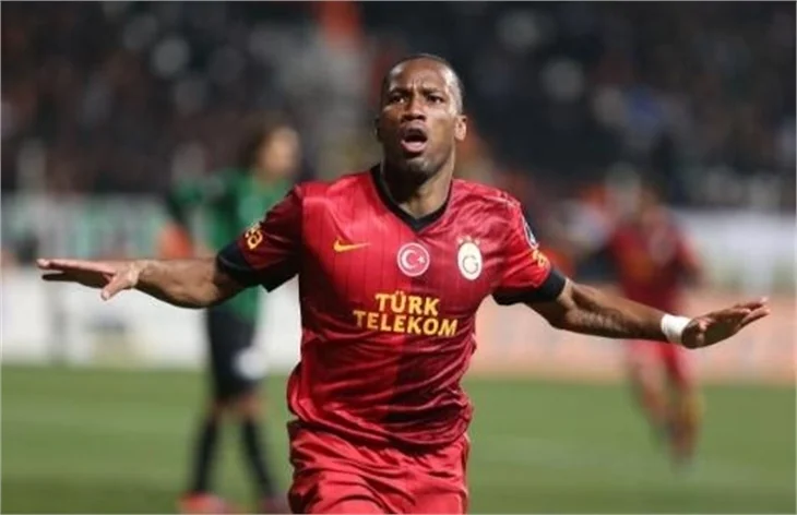 Drogba şov yaptı!