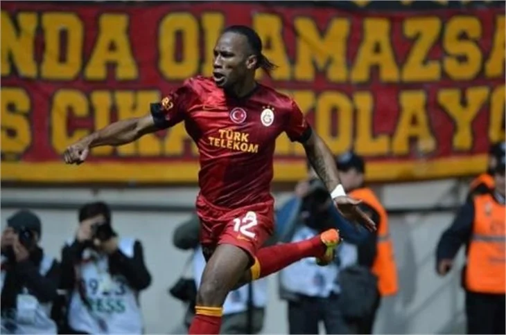 Drogba şov yaptı!