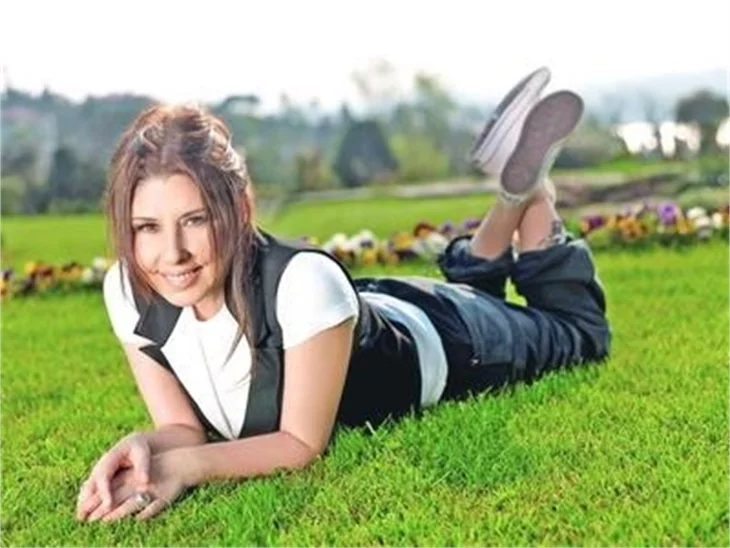 Nilüfer, İzzet Çapa'ya anlattı!