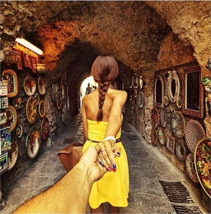 Dünya turunda tut elimi fotoğrafları...