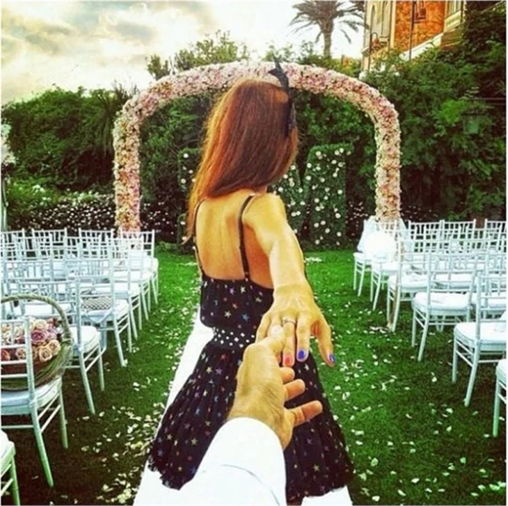 Dünya turunda tut elimi fotoğrafları...