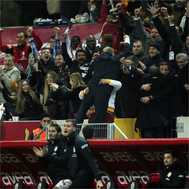 Fatih Terim sevinçten çıldırdı, sosyal medya yıkıldı!
