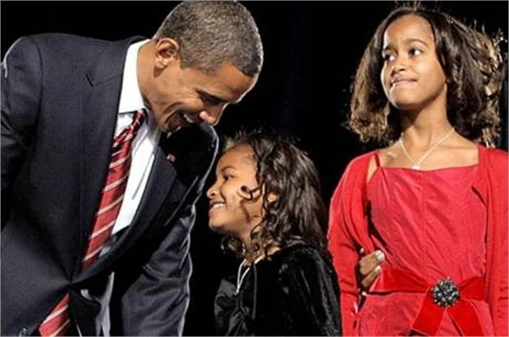 Obama'nın saçlarını kızları beyazlattı