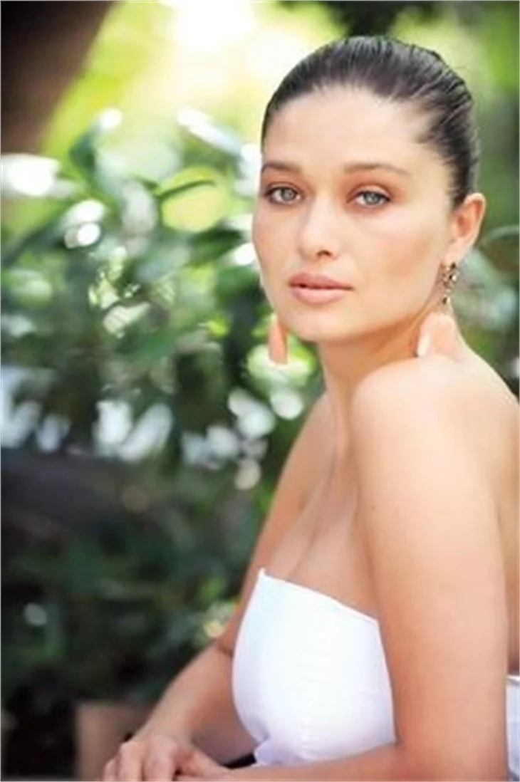 Nurgül Yeşilçay aşk hayatını anlattı!