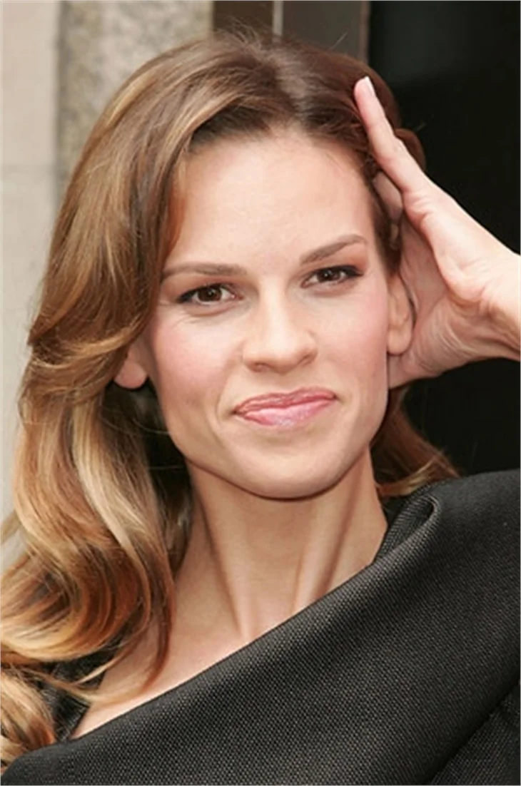 Hillary Swank yıllar sonra itiraf etti!