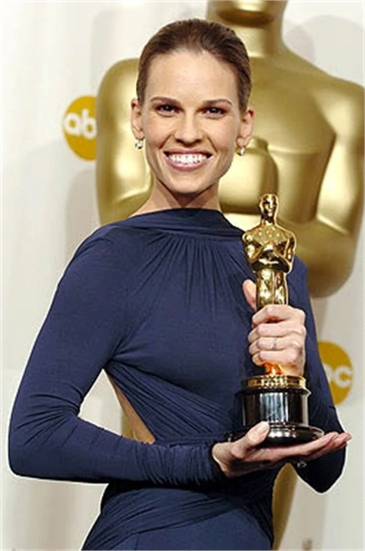 Hillary Swank yıllar sonra itiraf etti!