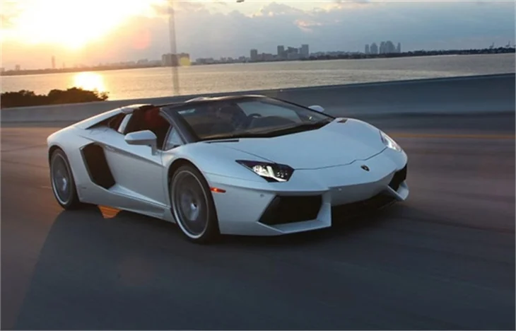 Burası Cenevre... Lamborghini değil, "zehir"