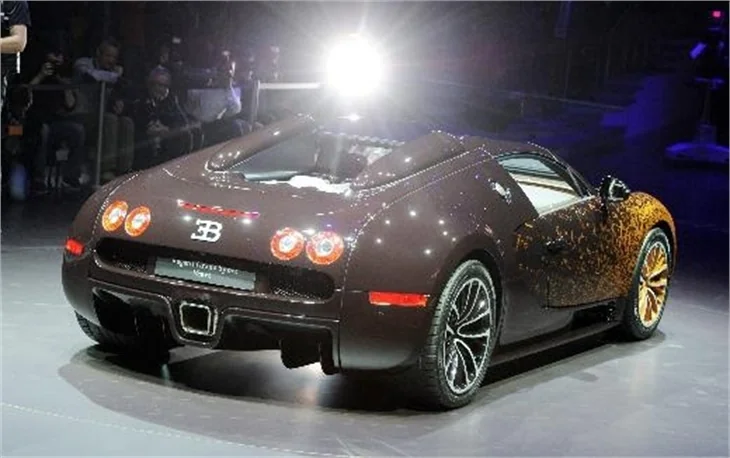 Burası Cenevre... Lamborghini değil, "zehir"