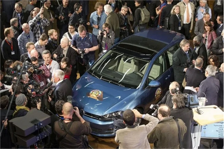 Burası Cenevre... Lamborghini değil, "zehir"