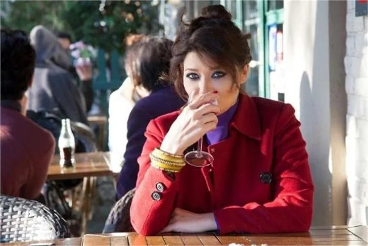 Eleştirmenler Aşk Kırmızı filmini beğendi mi?