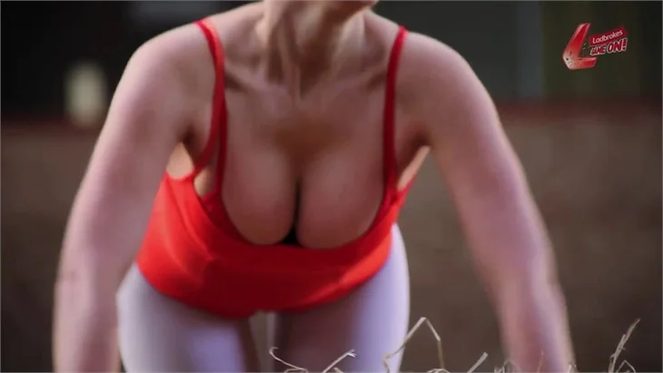 Helen Flanagan bunu da yaptı!