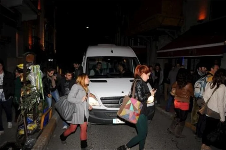 Kayıp Şehir'den veda yemeği!