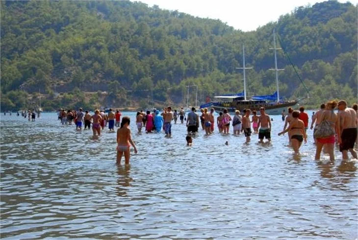 Marmaris'te 2013 yazı renkli geçecek