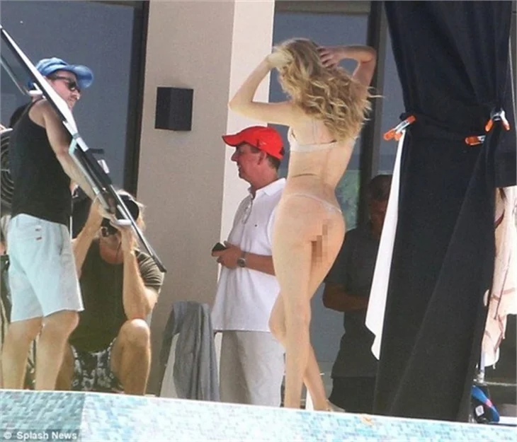 Doutzen Kroes nefes kesti!