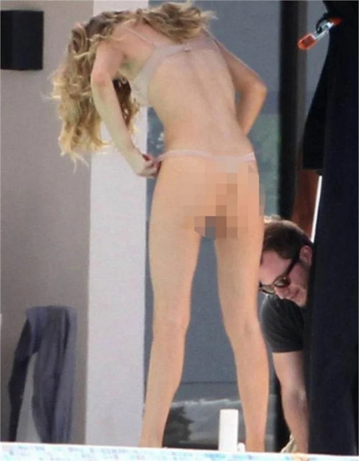Doutzen Kroes nefes kesti!