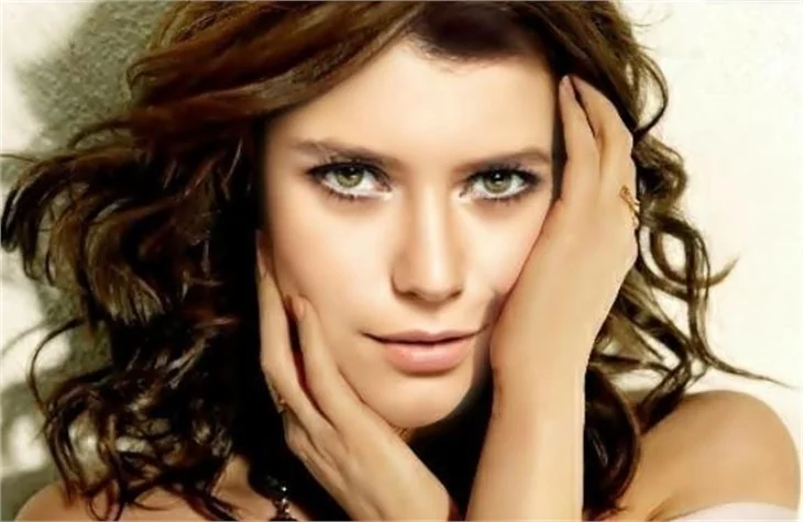 Beren'in alışveriş 'Saat'i!