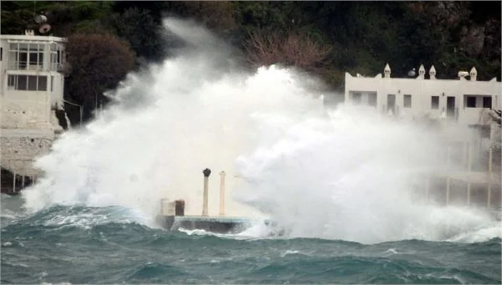 İstanbul, Bodrum ve İzmir'den lodos manzaraları