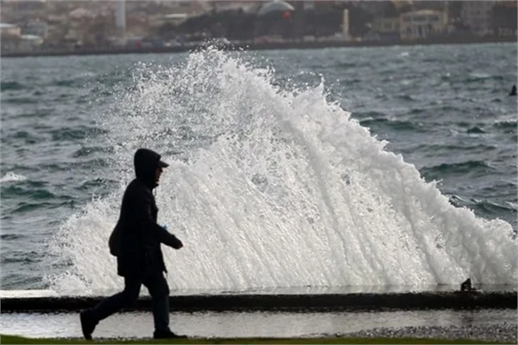 İstanbul, Bodrum ve İzmir'den lodos manzaraları