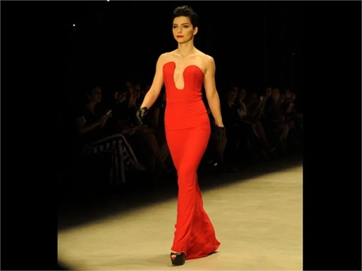 İstanbul Fashion Week'ten nefes kesen görüntüler!