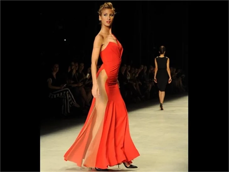 İstanbul Fashion Week'ten nefes kesen görüntüler!