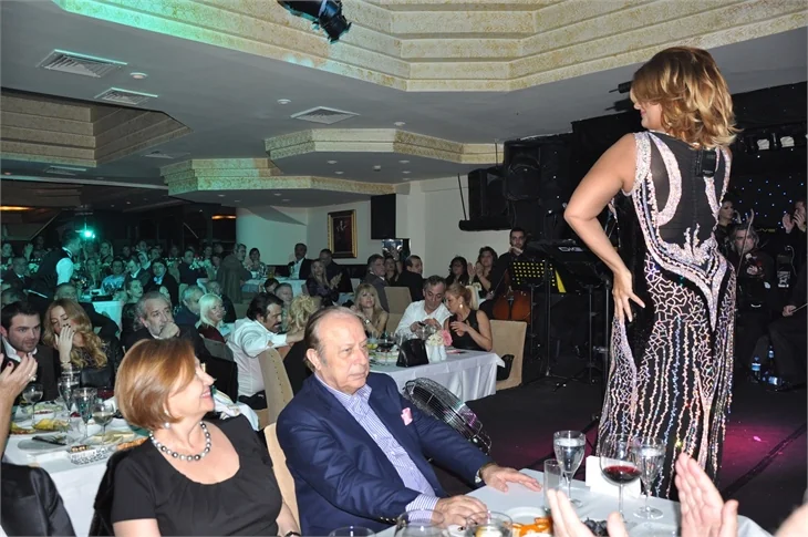 Sibel Can, 'Günay'ı salladı!