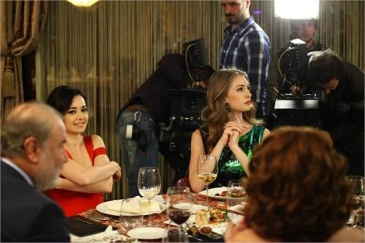 Dizi setlerinde neler oluyor?