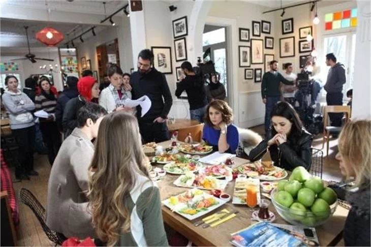 Dizi setlerinde neler oluyor?