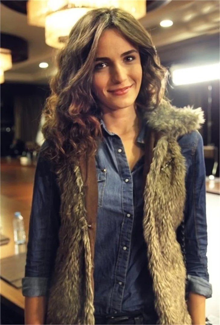 Açalya Samyeli Danoğlu "Taç" taktı!