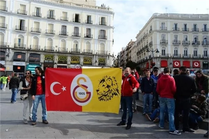 Madrid'de yer gök sarı-kırmızı