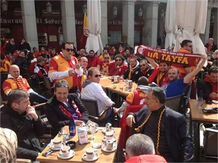 Madrid'de yer gök sarı-kırmızı