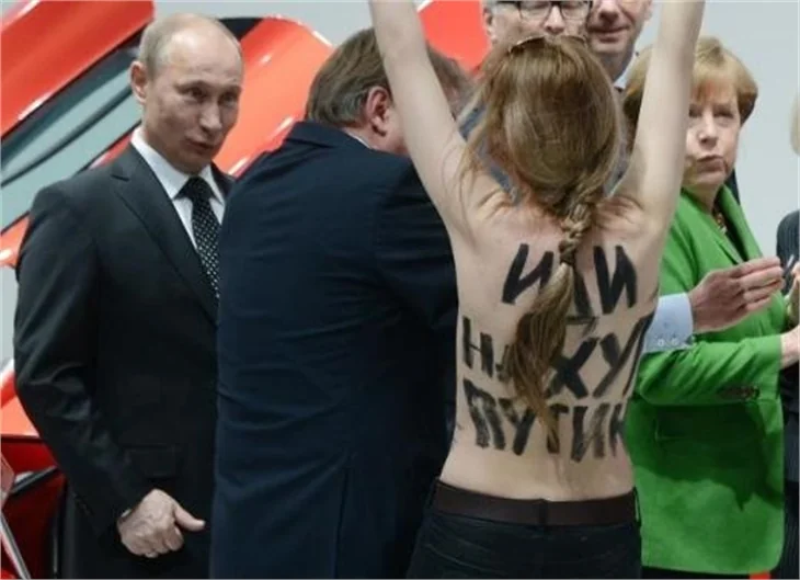 FEMEN'den Putin'e protesto