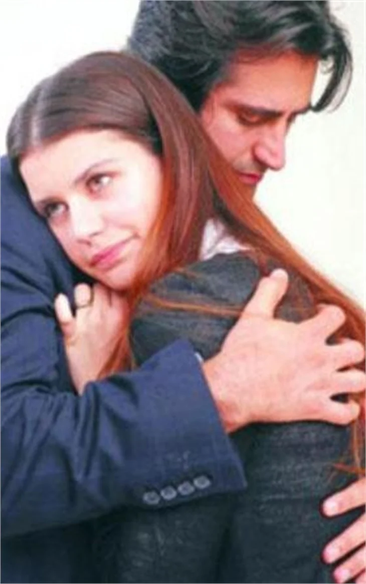 Beren Saat'in cüretkar sahneleri!