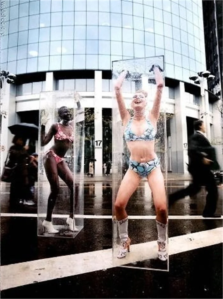 David LaChapelle'nin ünlü fotoğrafları satışta!