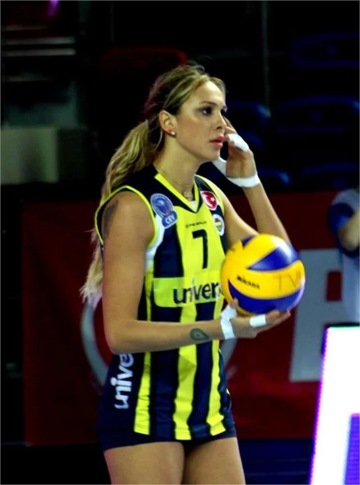 Duygu Bal'ın paylaştığı fotoğraf yine olay oldu!