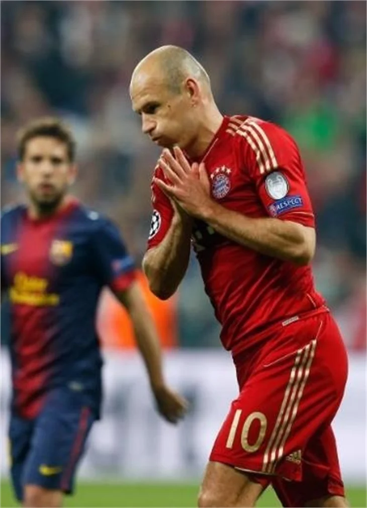 Panzerler Messi Messi dinlemedi