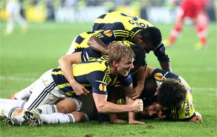 Lizbon aktarmalı Amsterdam'a gidiyoruz!