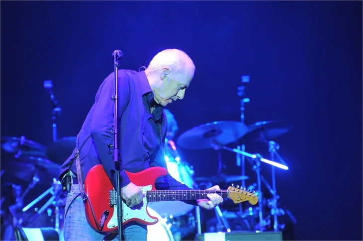 Rock müziğin efsanesi İstanbul'u salladı!