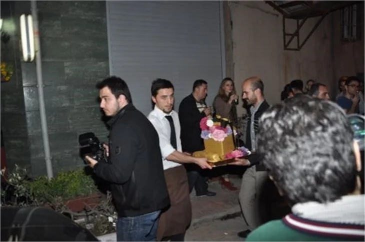 Rock müziğin efsanesi İstanbul'u salladı!