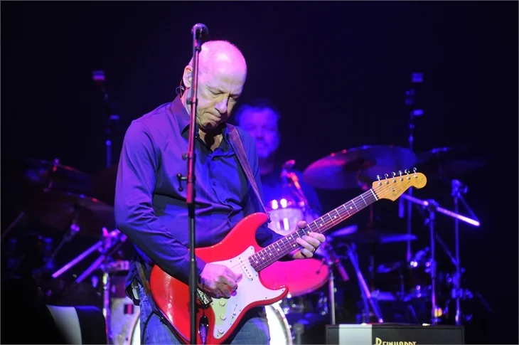 Rock müziğin efsanesi İstanbul'u salladı!