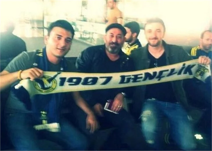Lizbon sarı-lacivert!