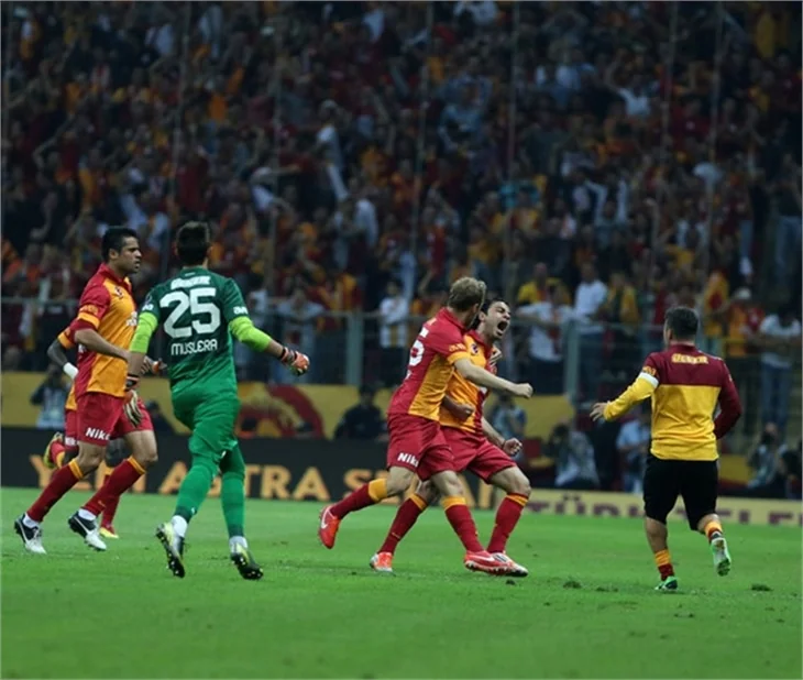 Galatasaray'ın şampiyonluk maçından kareler!