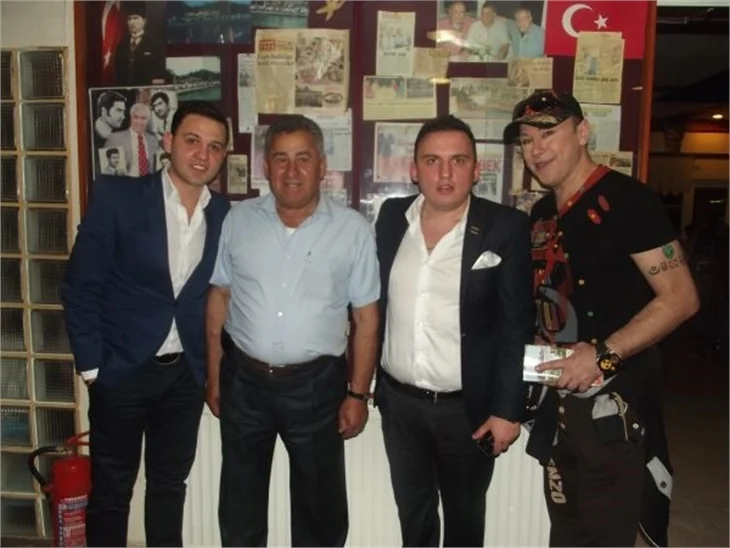Yeşilçam yıldızları yemekte buluştu!