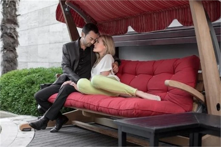 Serdar Ortaç: Chloe'nin babası benden 3 yaş küçük!