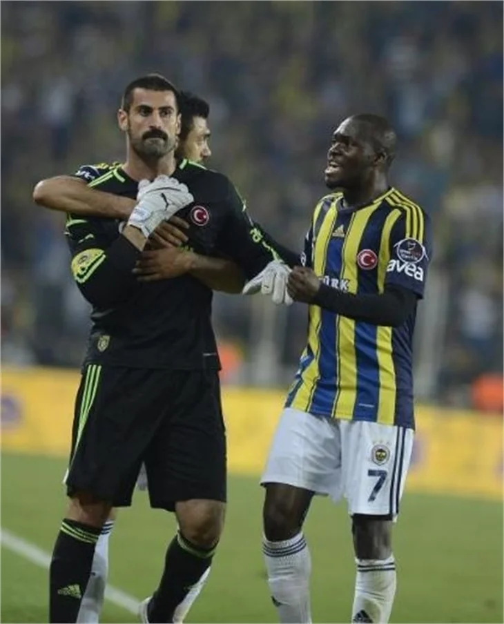 Kadıköy'de Volkan'la Sabri birbirine girdi!