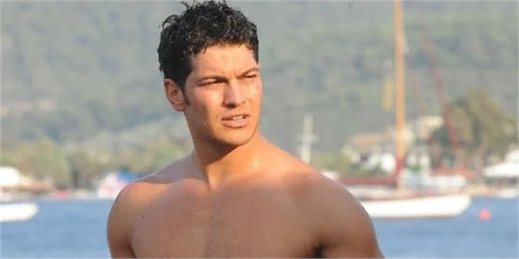 Çağatay Ulusoy sette kaprisli mi?