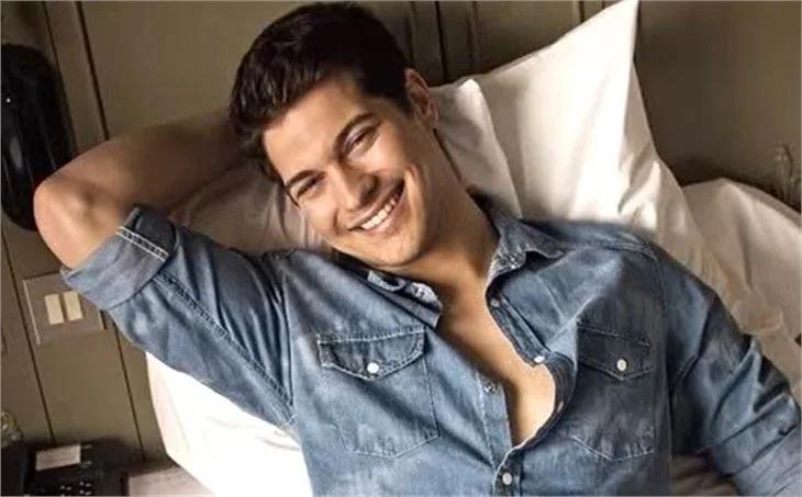Çağatay Ulusoy sette kaprisli mi?