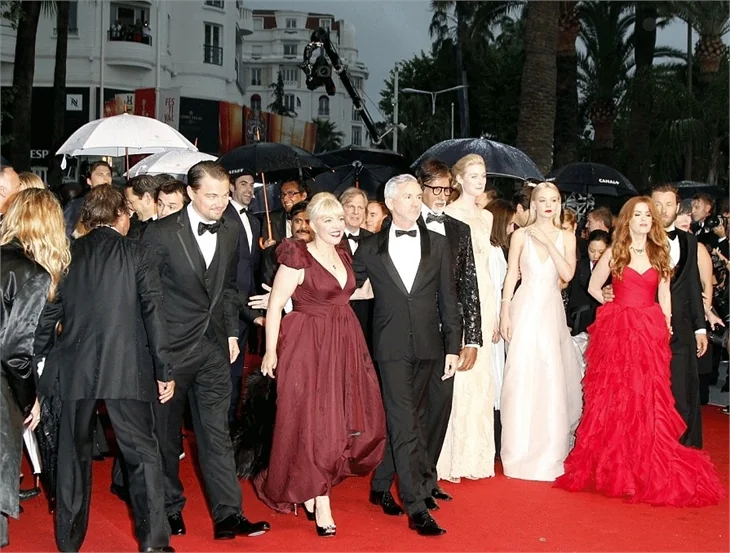 Cannes'e yağmur damgasını vurdu!